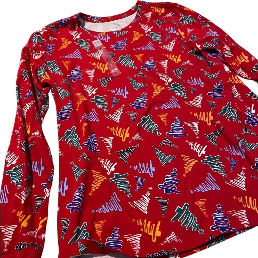 Kim Rogers new with tags size medium long sleeved top Christmas theme cute top